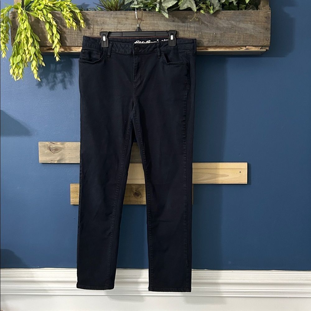 Eddie Bauer Black Jeans Slightly Curvy, Slim Straight. Size 14 EUC